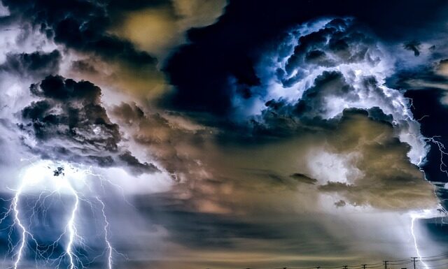 Czy gasić auto na postoju?