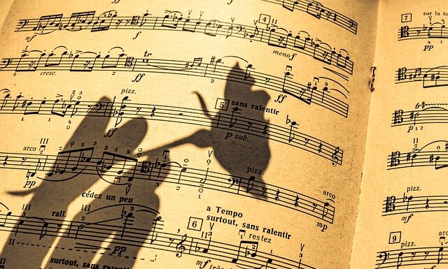 Czy zostawić klucz w drzwiach?