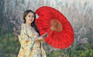 Jak się ubrać na motocykl latem?