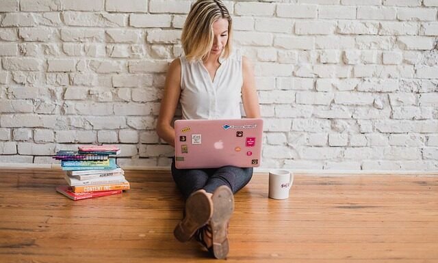 Czy podłogę olejowaną można polakierować?