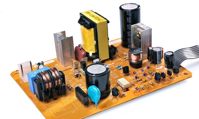 Co to znaczy indukcyjność?